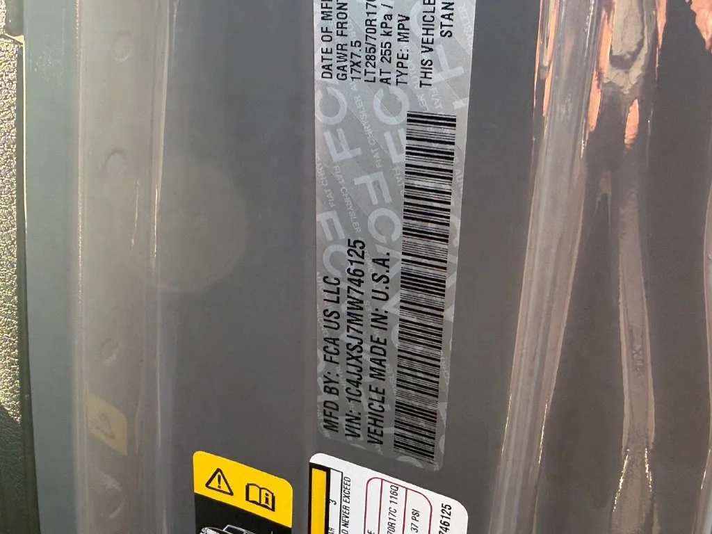 Used 2021 Gray Jeep Unlimited Rubicon 392 image 18