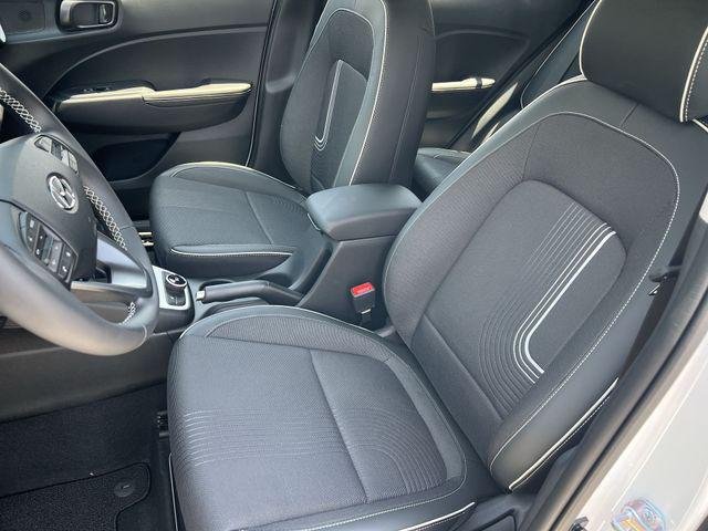 New 2026 White Hyundai SEL w/Two-Tone Roof image 28