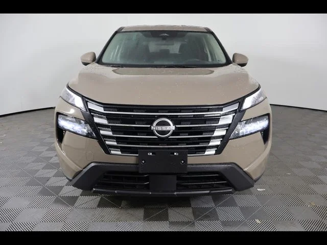 Used 2025 Beige/tan Nissan SV image 8