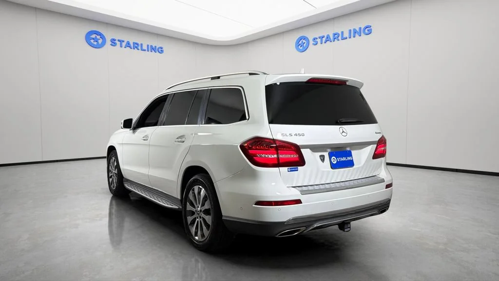 Used 2019 Red Mercedes-Benz 4MATIC® image 6