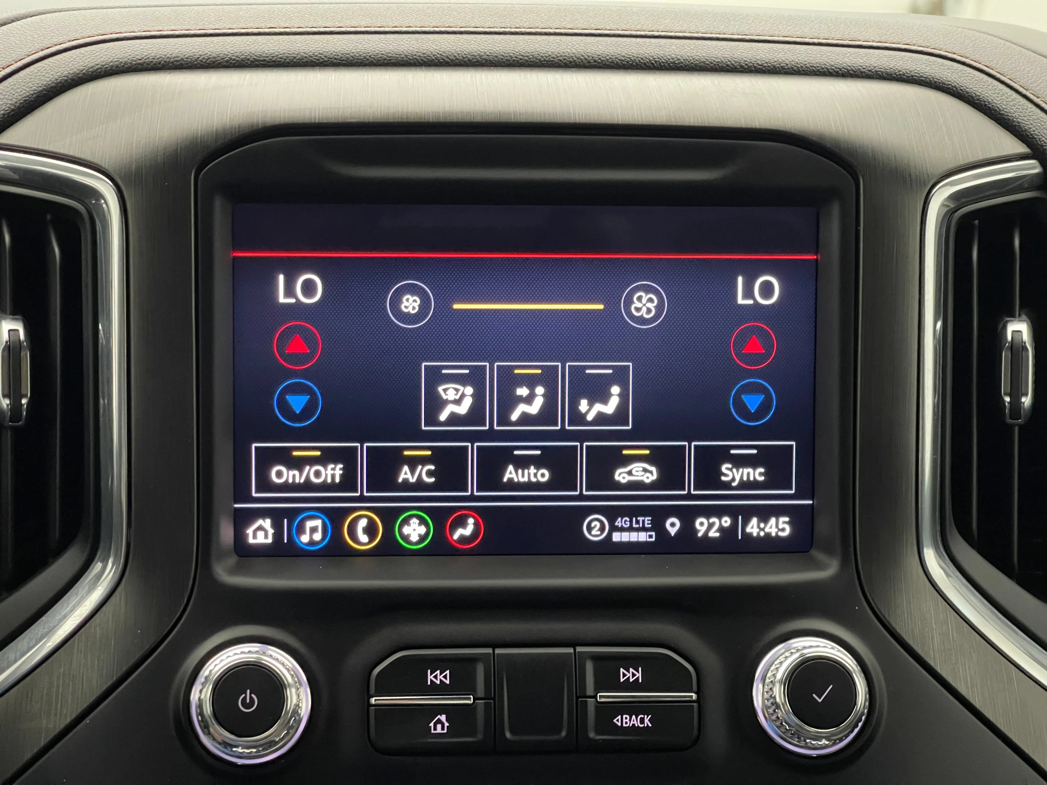Used 2022 Cayenne Red Tintcoat GMC AT4 image 27