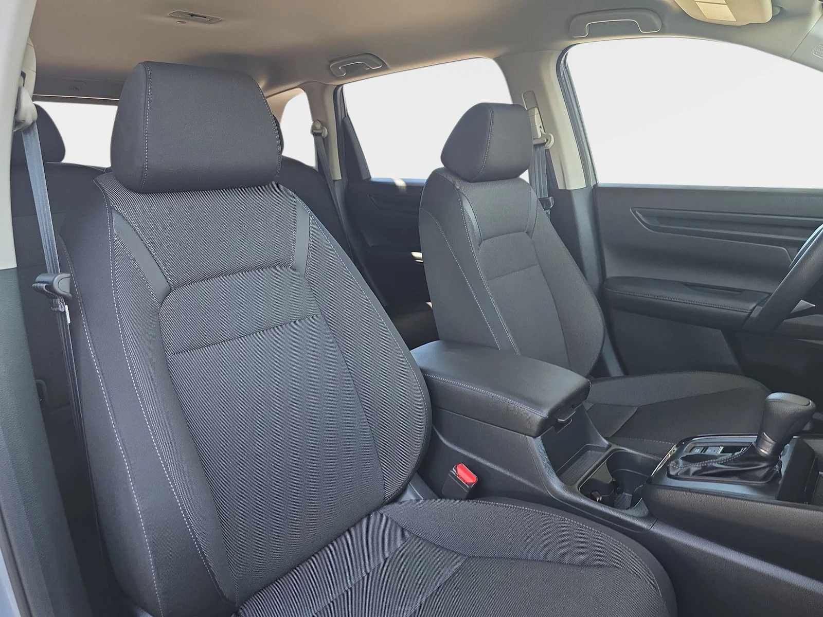 2024 Honda CR-V LX - Photo 10