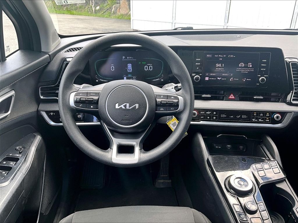 Used 2023 Fusion Black Kia LX image 17