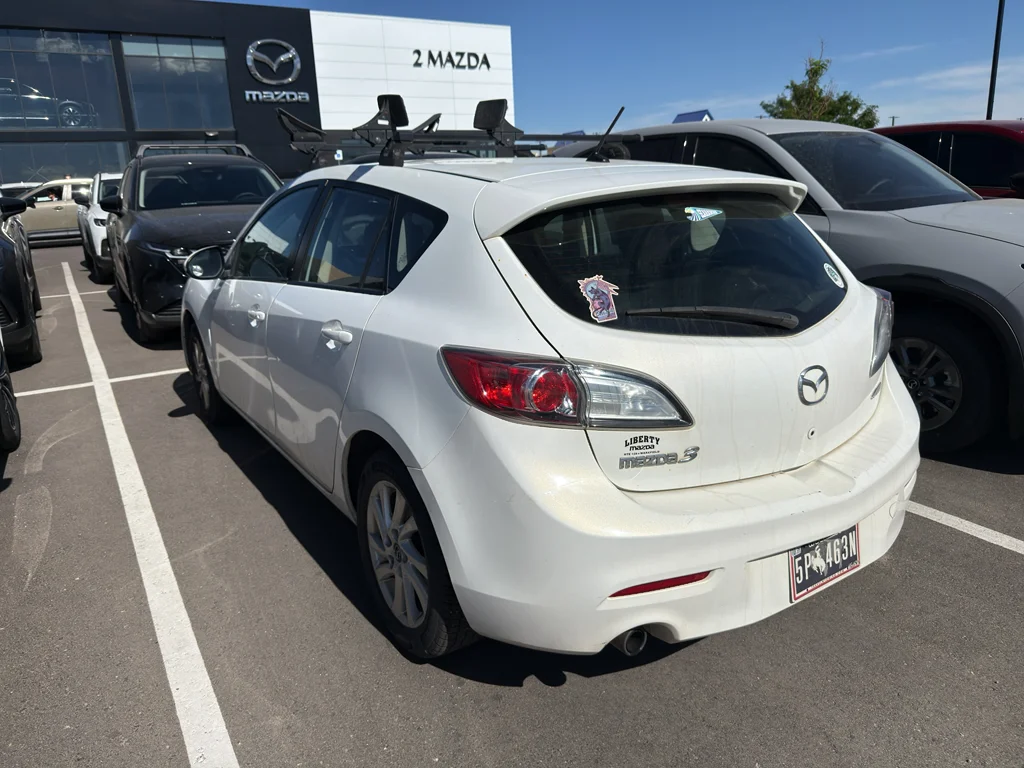 Used 2013 Crystal White Pearl Mica Mazda i Touring image 3