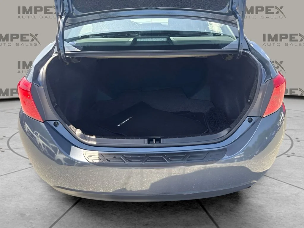 Used 2017 Gray Toyota XLE image 18