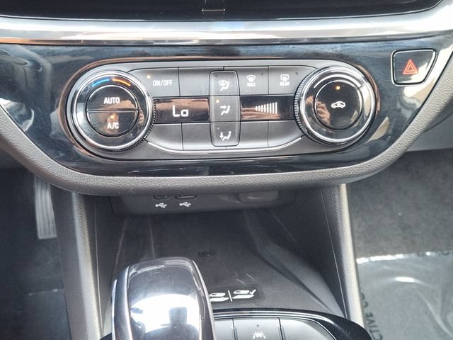 Used 2025 Summit White Buick Sport Touring image 21