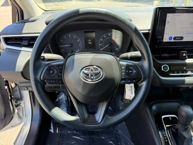 Certified Used 2023 CLASSIC SILVER METALLIC Toyota  image 19