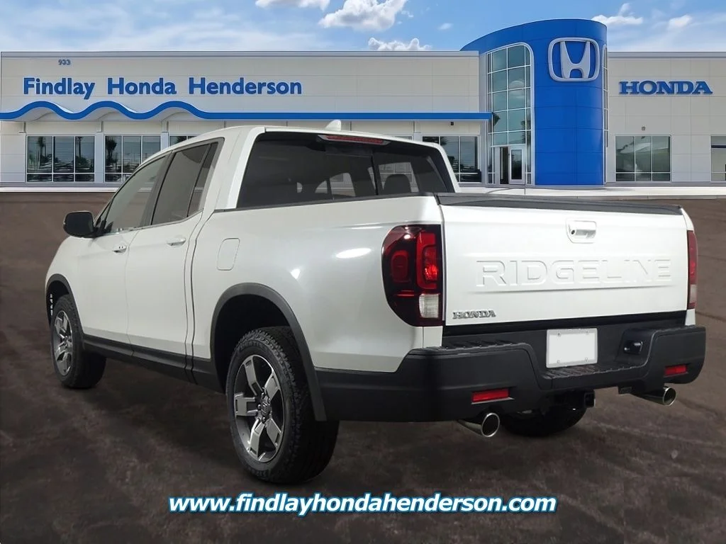 New 2026 Platinum White Pearl Honda RTL image 3