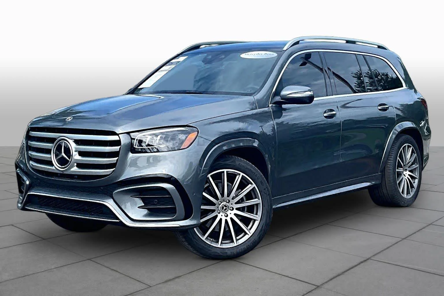 Used 2025 Selenite Grey Metallic Mercedes-Benz GLS 450 image 1