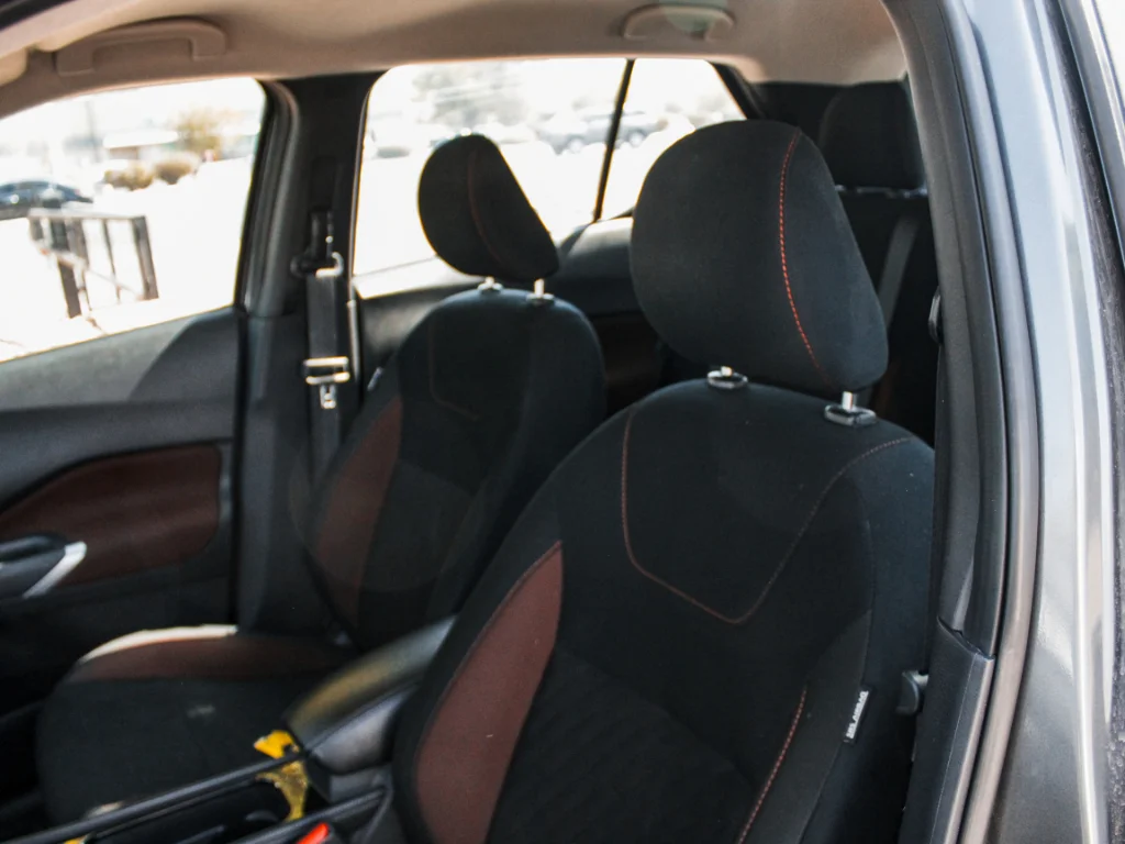 Used 2024 Boulder Gray Pearl Nissan SR image 20