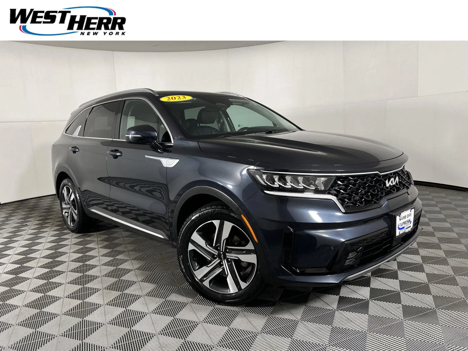 Used 2023 Gravity Blue Kia EX image 1