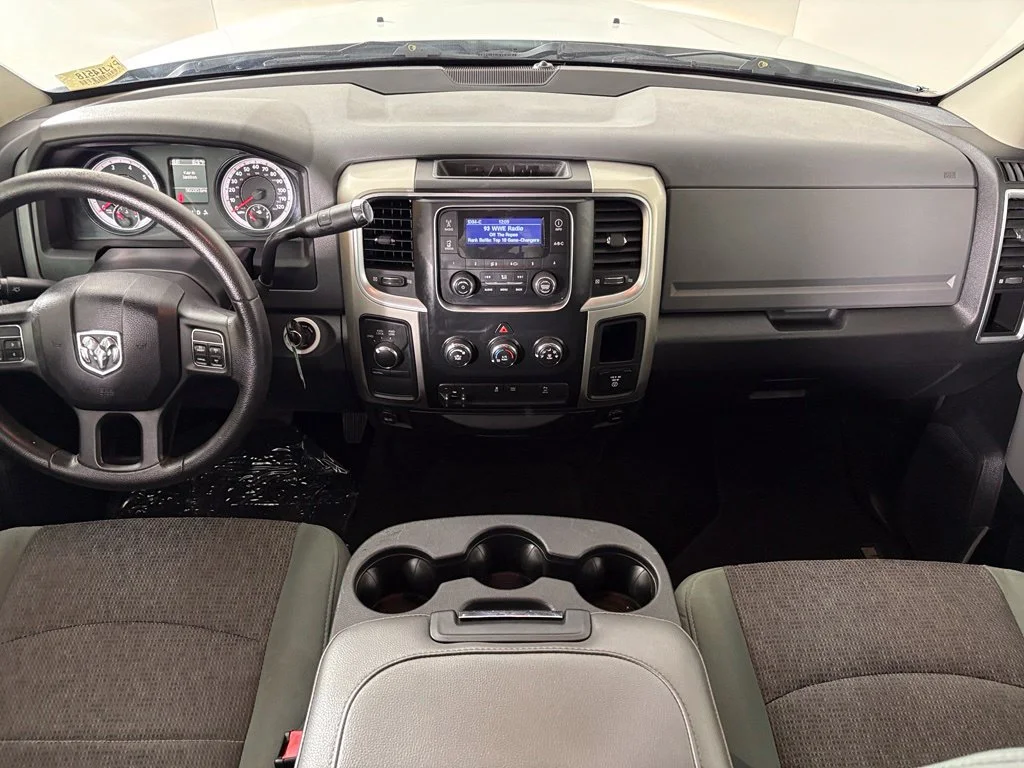 Used 2016 White Ram SLT image 30