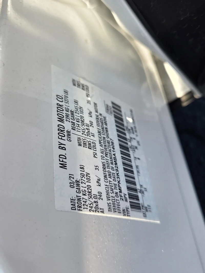 Used 2021 White Metallic FORD TITANIUM image 19