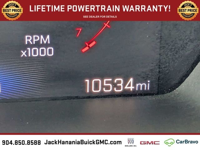 Used 2024 Black Chevrolet Z71 image 31