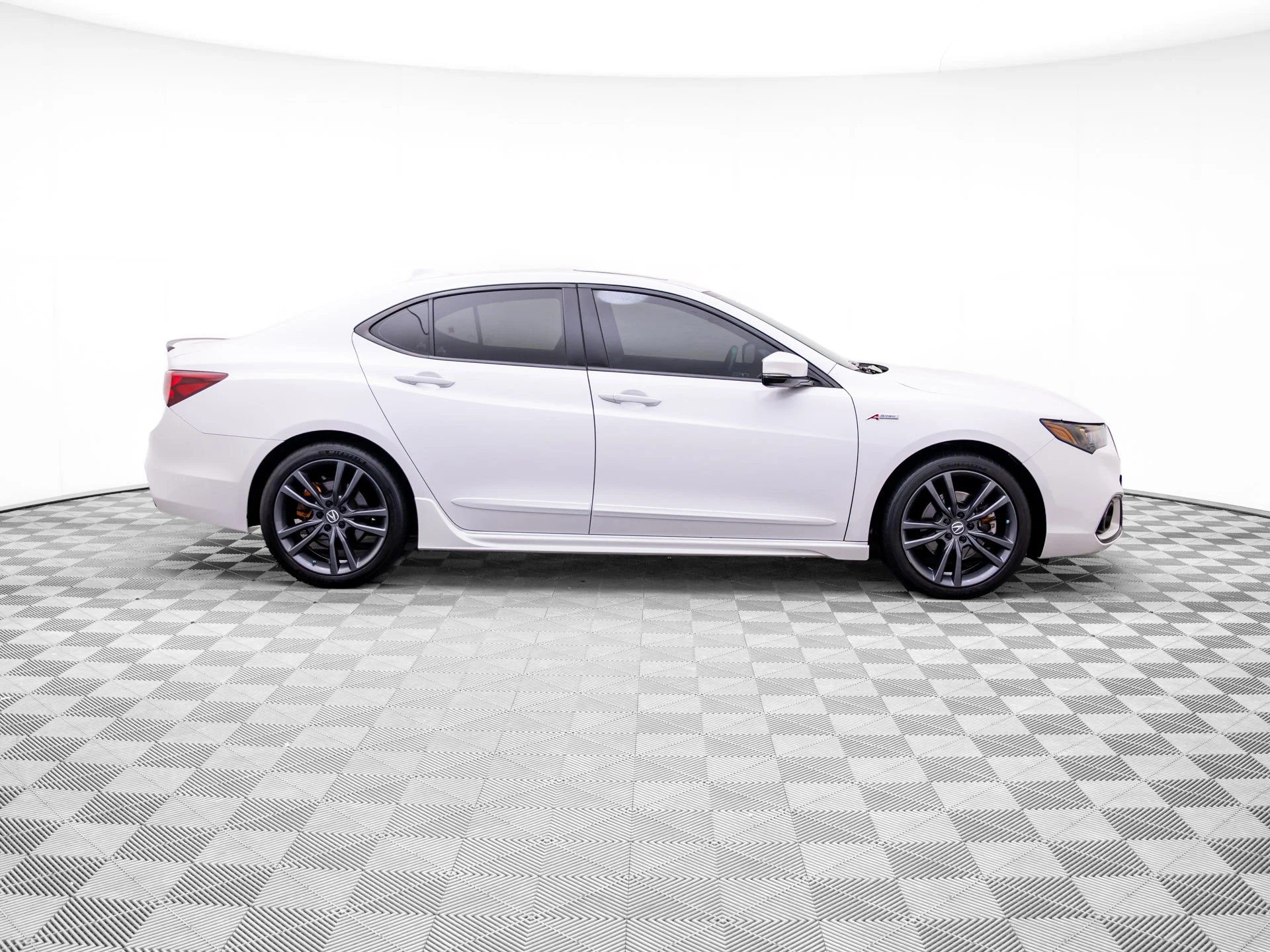 Used 2019  Acura 3.5L Technology Pkg w/A-Spec Pkg image 6