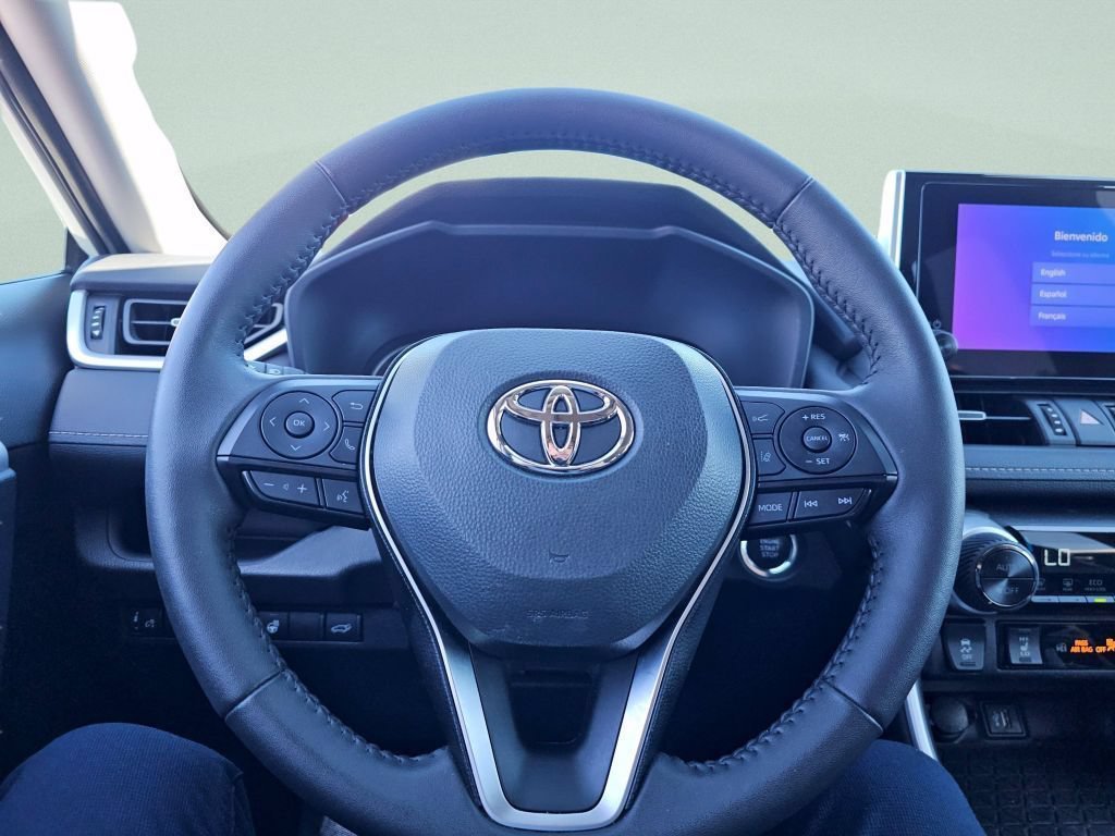 Certified Used 2025 Pearl Toyota XLE Premium image 32