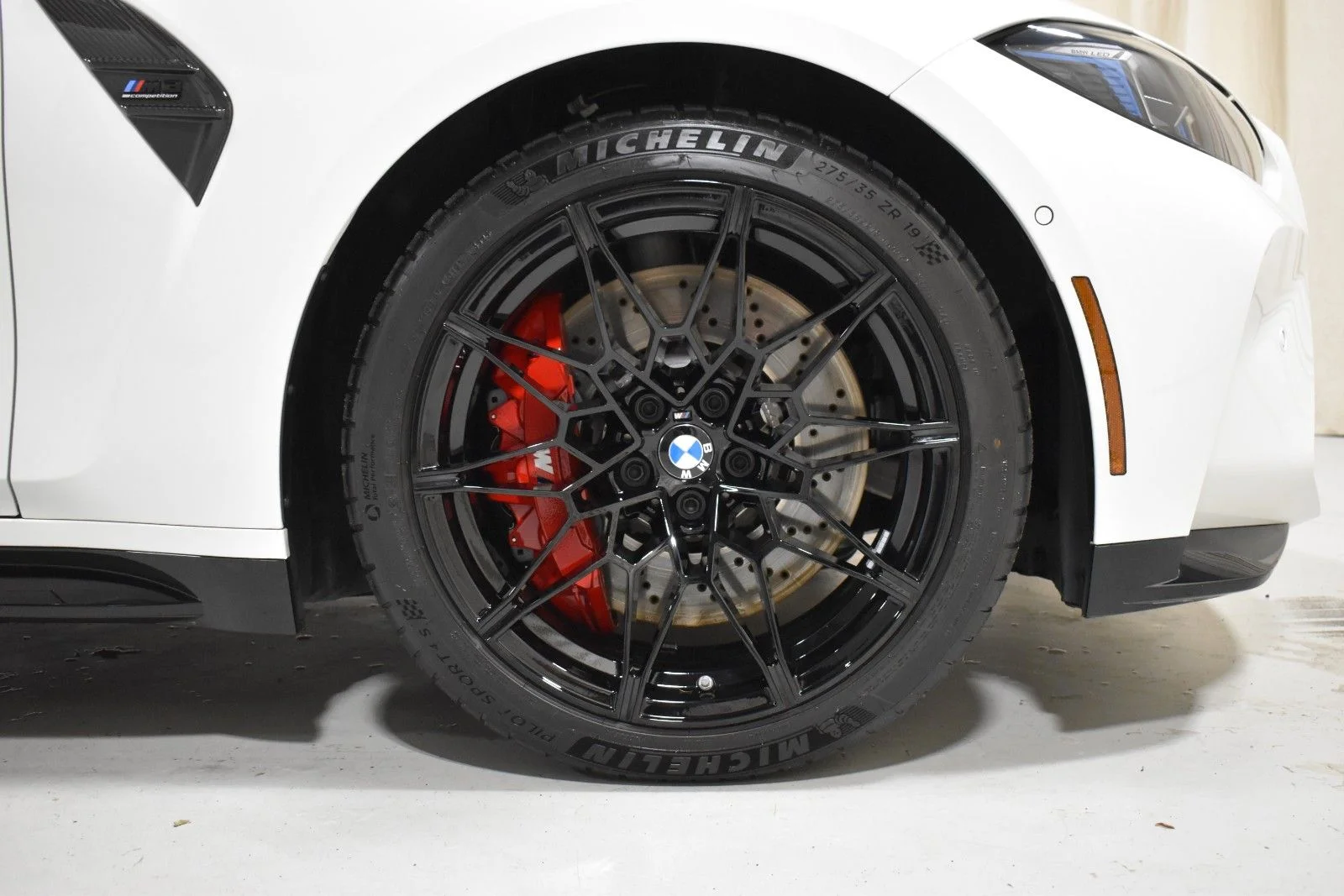 Used 2026 White BMW  image 18