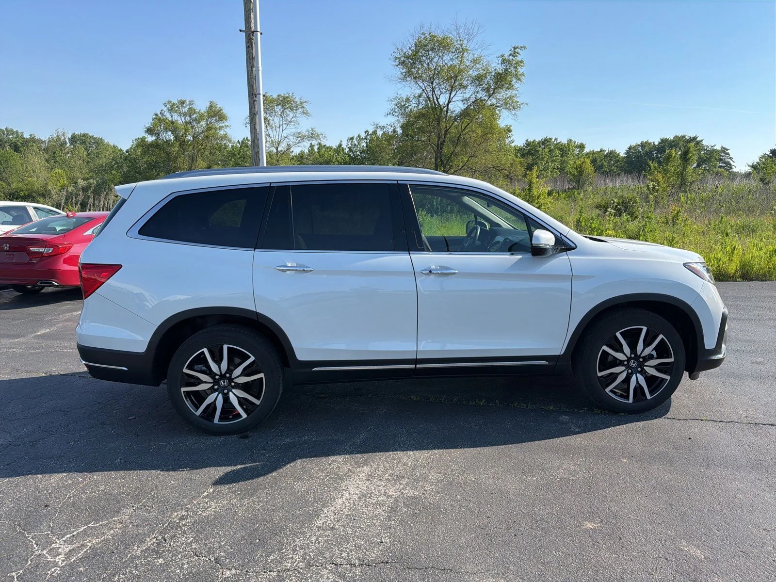 Used 2022 Platinum White Pearl Honda Touring image 7