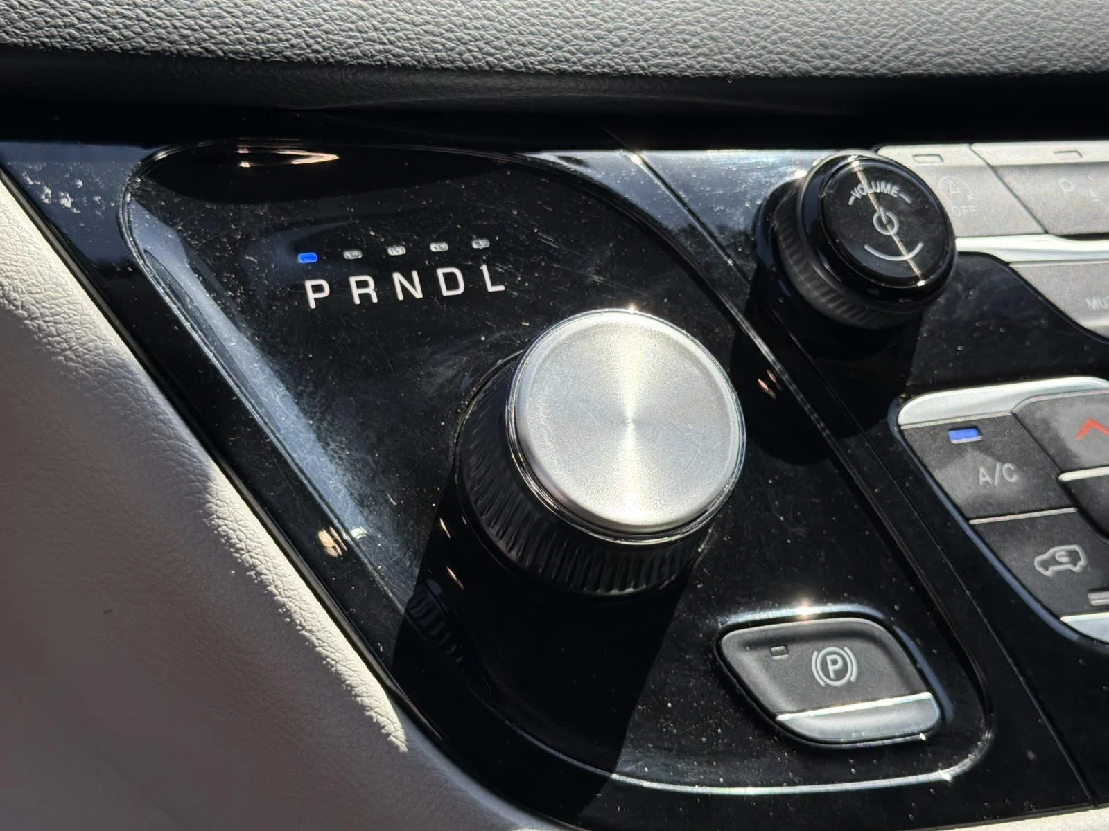 2023 Chrysler Pacifica Touring L - Photo 10