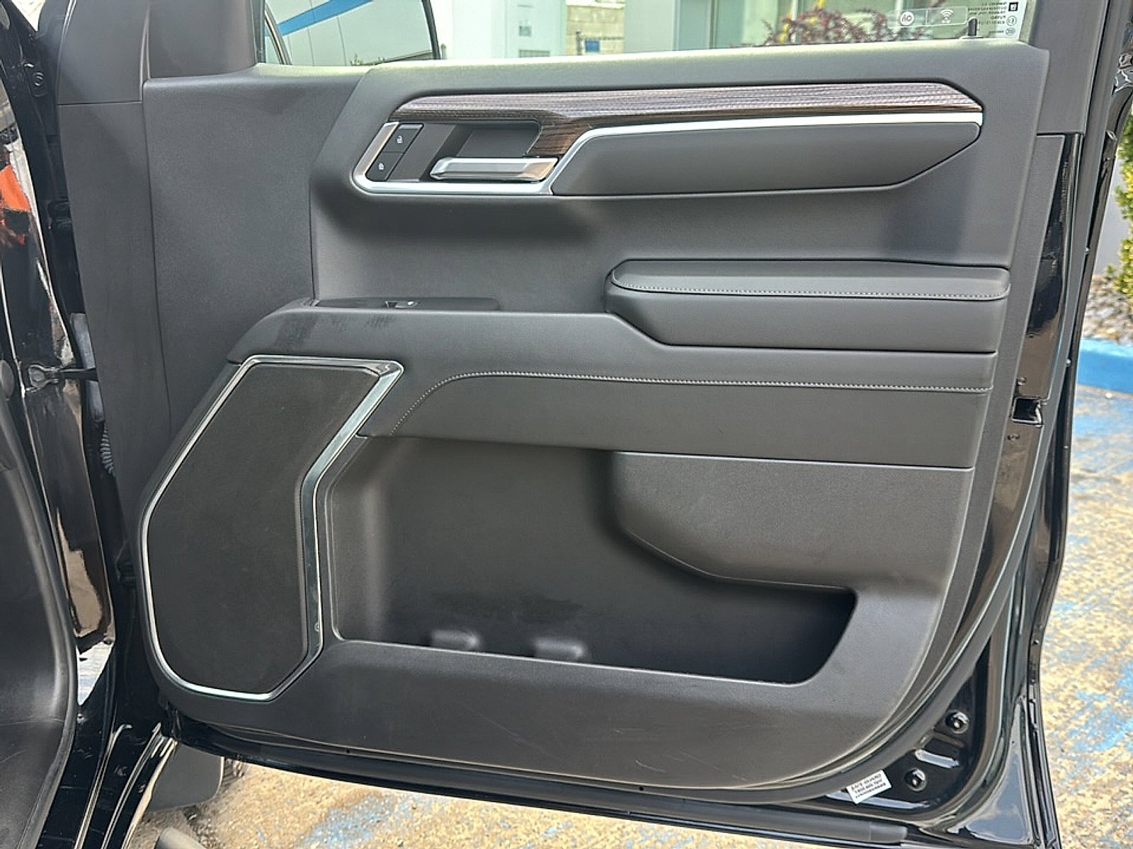 2023 Chevrolet Silverado 1500 RST - Photo 17