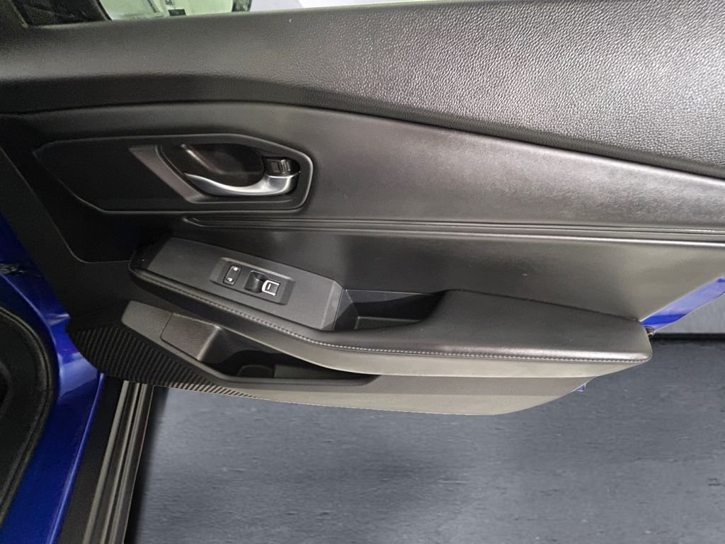 Used 2024  Honda Sport image 15