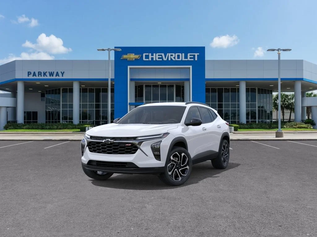 New 2026 Summit White Chevrolet 2RS image 8