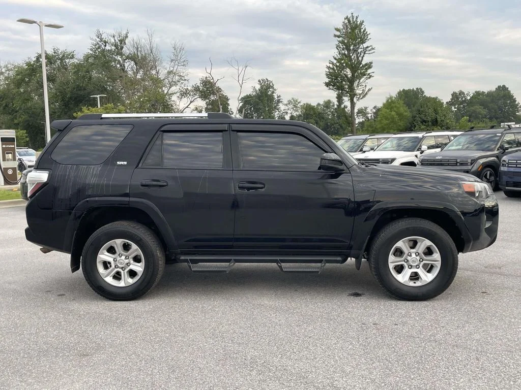 Used 2023 Midnight Black Metallic Toyota SR5 image 28