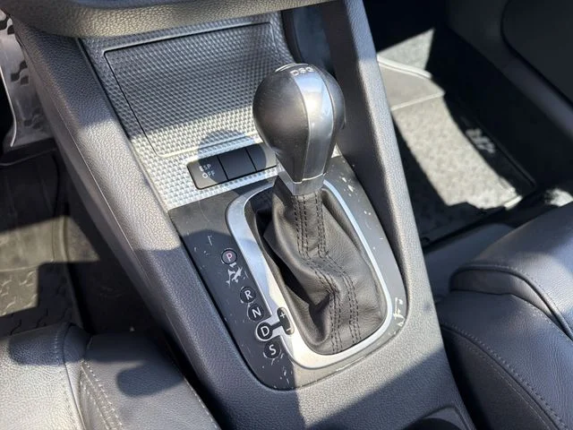 Used 2008  Volkswagen Base image 21