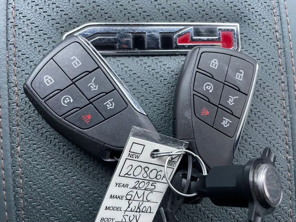 Used 2025 Red GMC AT4 image 21