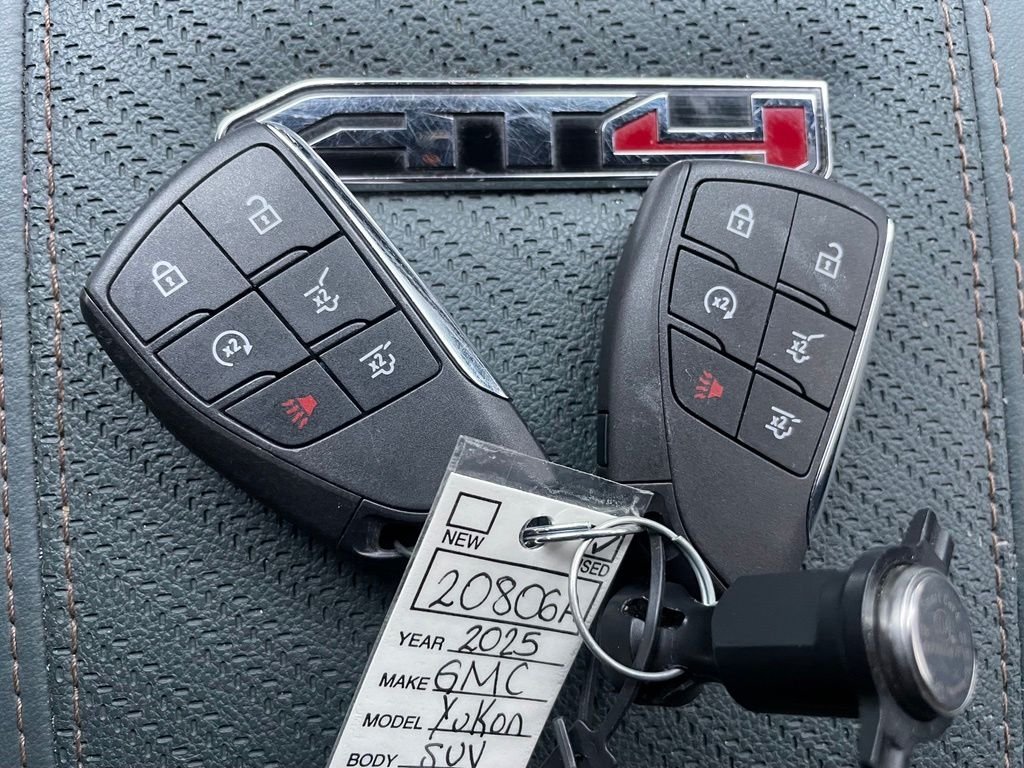 Used 2025 Red GMC AT4 image 21