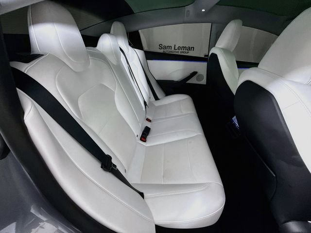 Used 2025  Tesla Long Range image 27