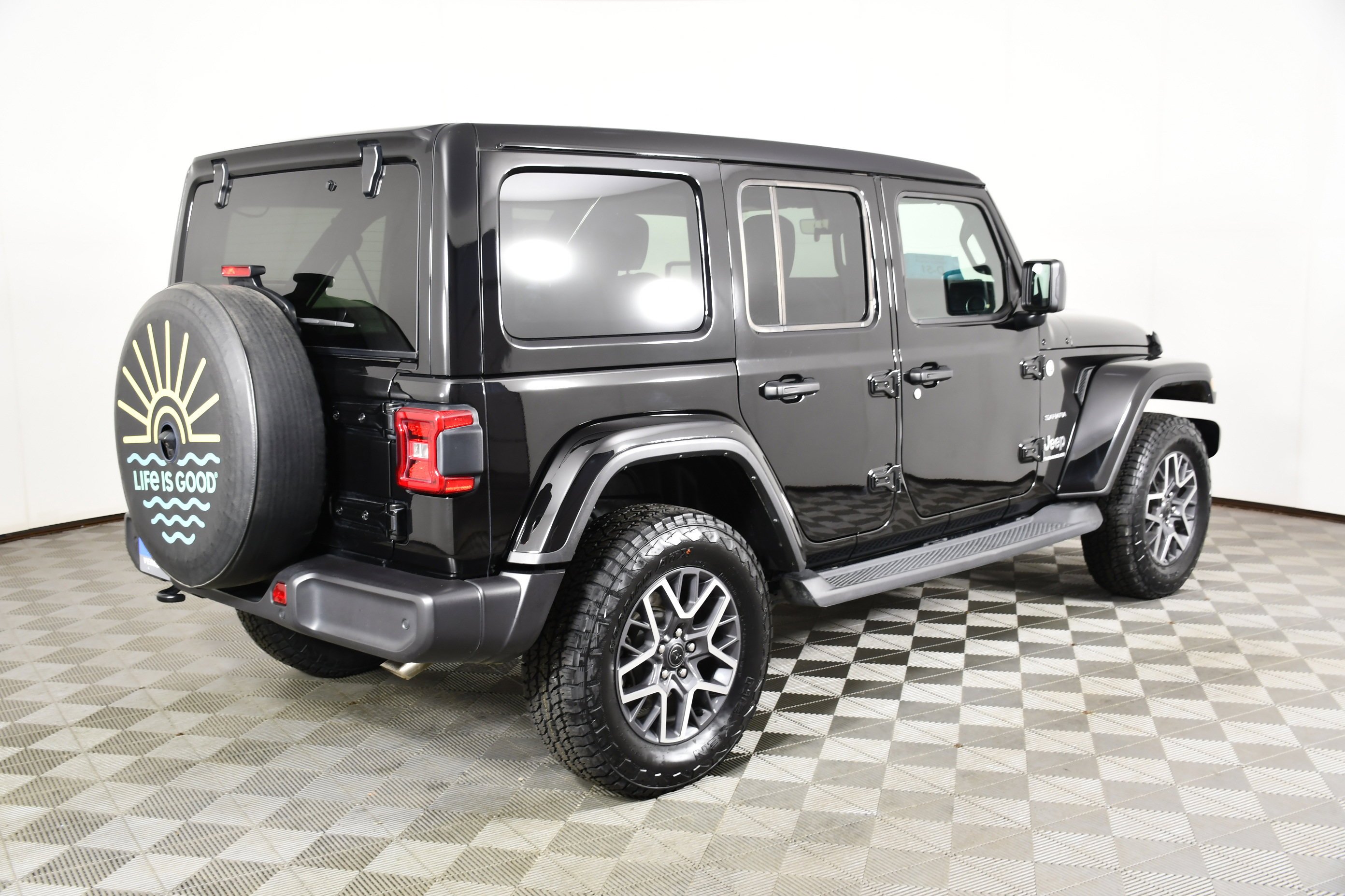 Used 2024 Black Clearcoat Jeep Sahara image 6