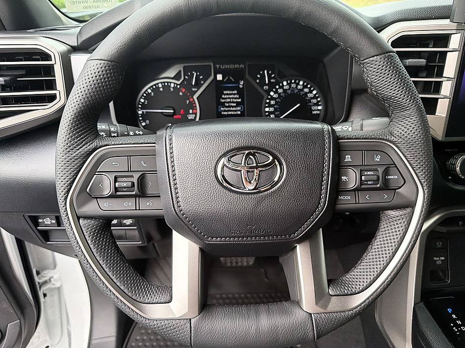 New 2026 Ice Cap Toyota SR5 image 13