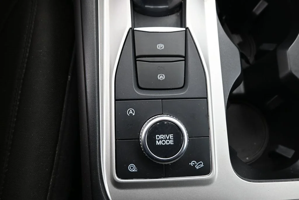 Used 2024 Green Ford XLT image 14