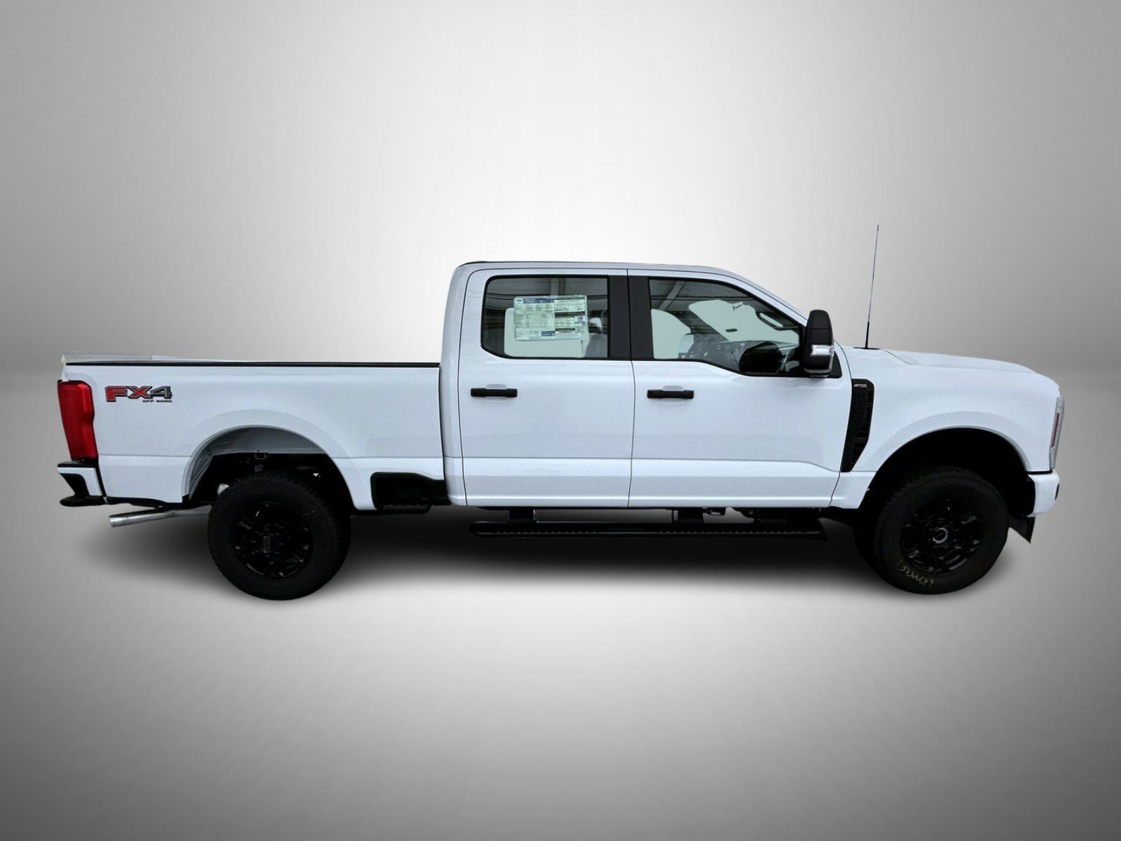 New 2026 Oxford White Ford XL image 4