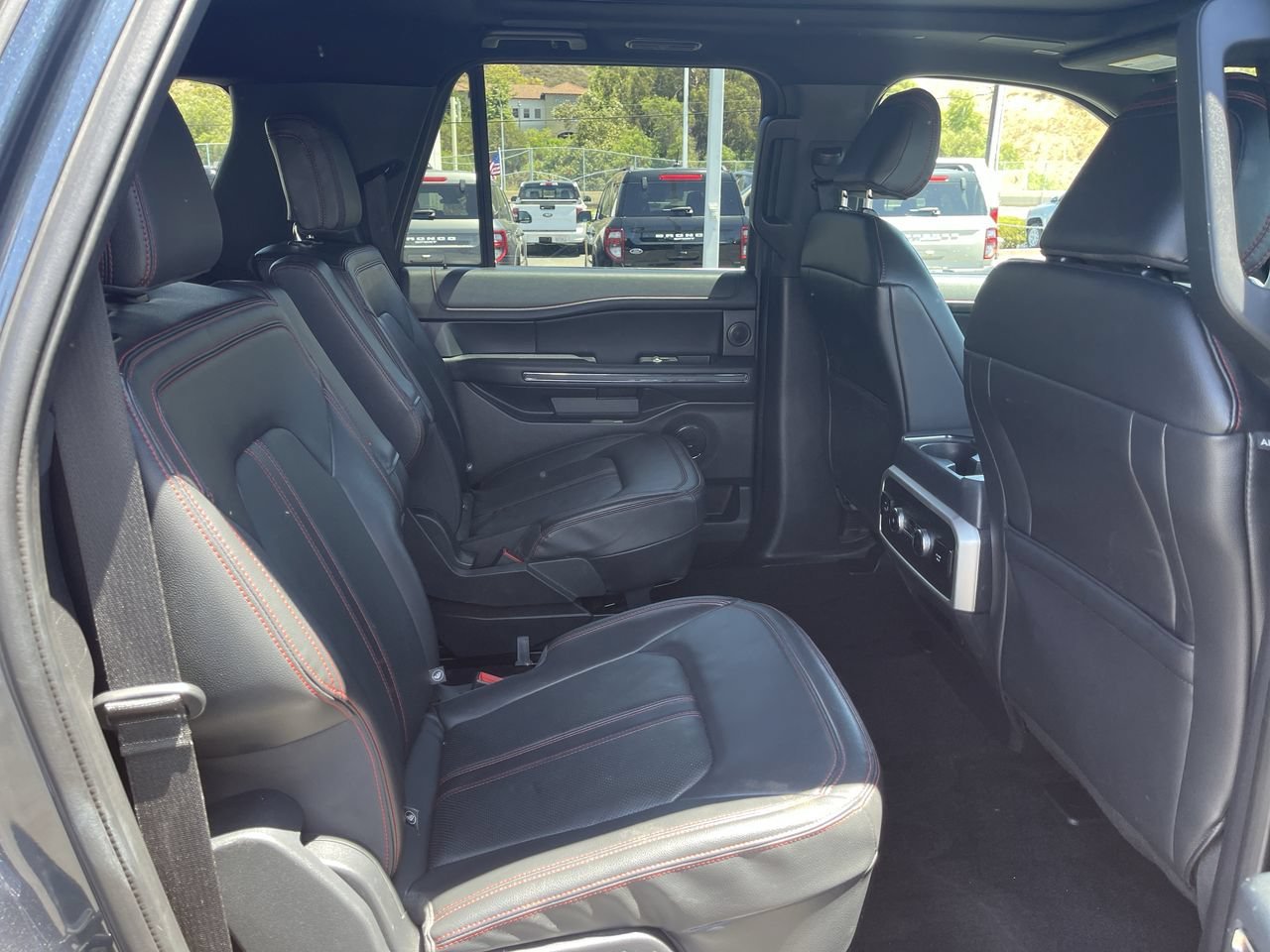 Used 2023 Blue Ford Limited image 17