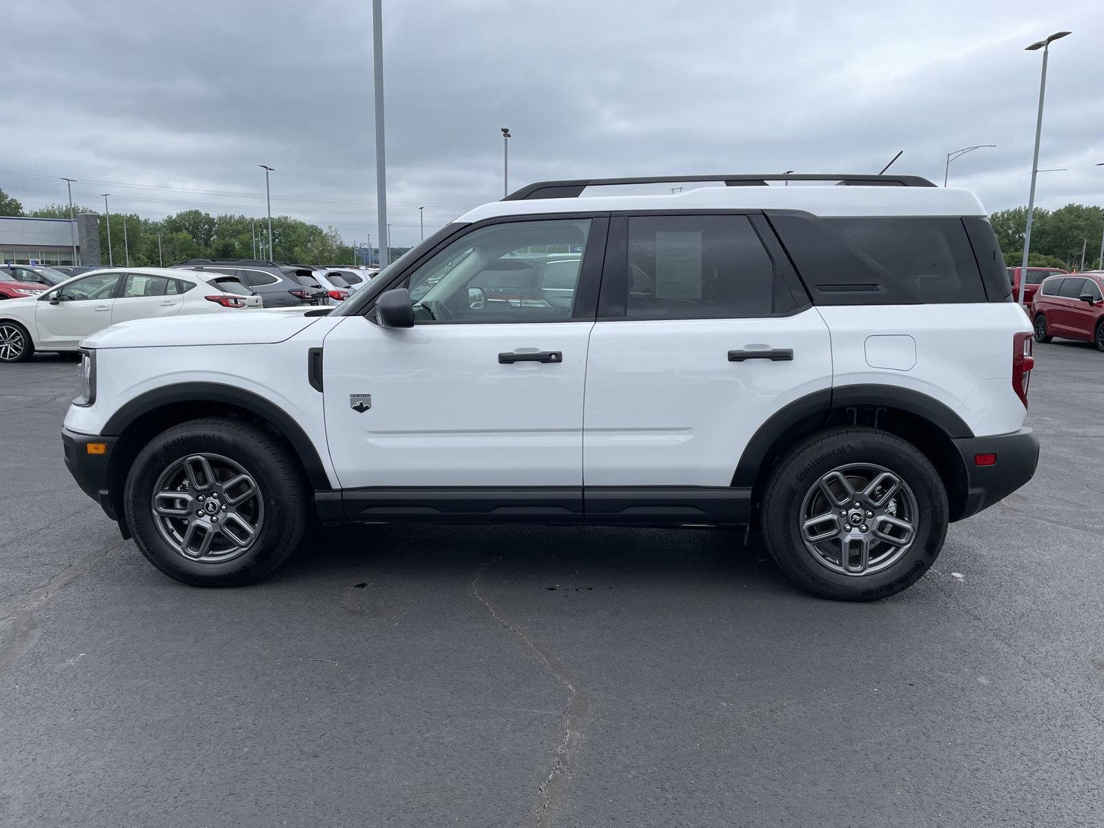 Used 2025  Ford Big Bend image 2