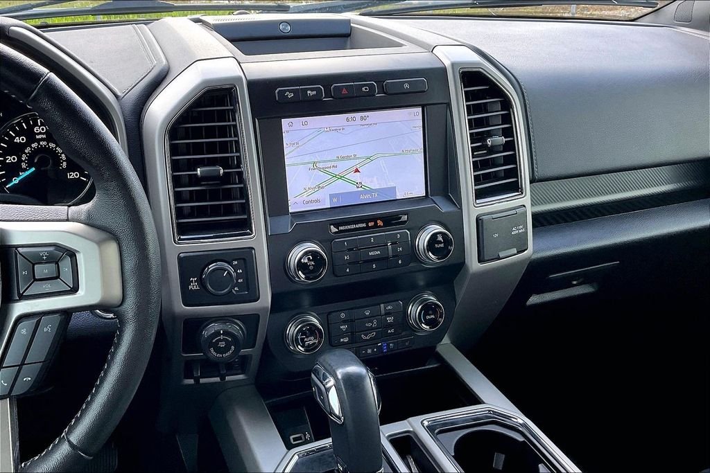 Used 2020 Magnetic Metallic Ford Lariat image 9