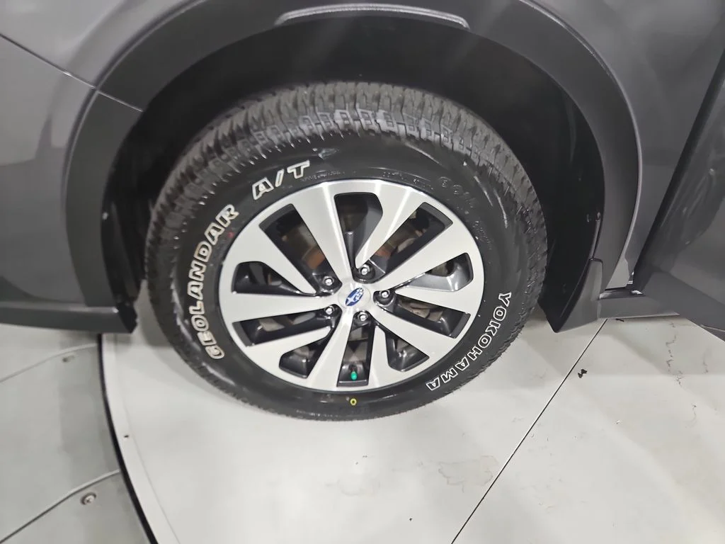Used 2020 Gray Subaru Premium image 28