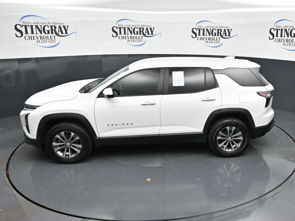 2025 Chevrolet Equinox LT - Photo 21