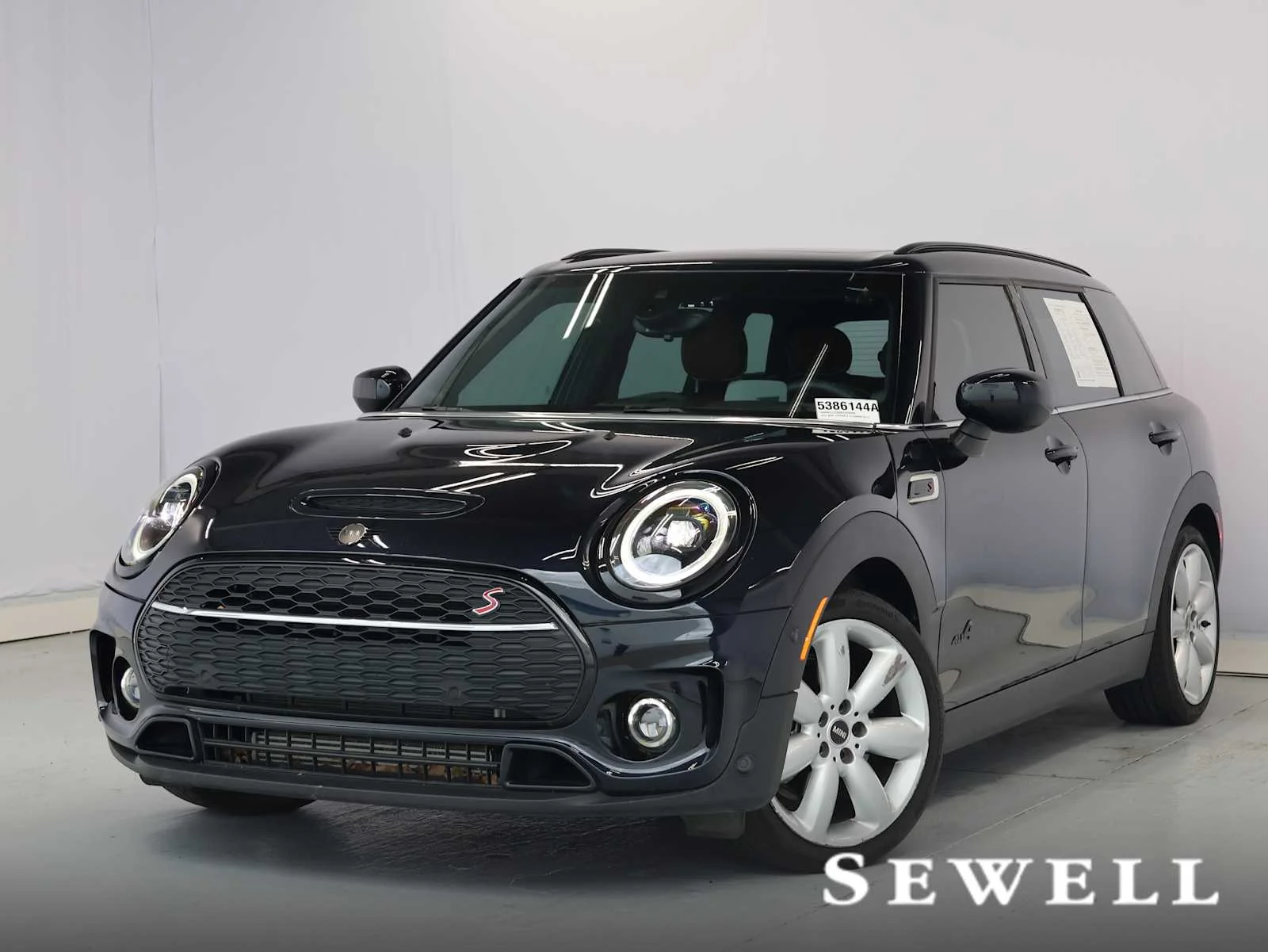 2024 MINI Clubman Cooper S ALL4's photo