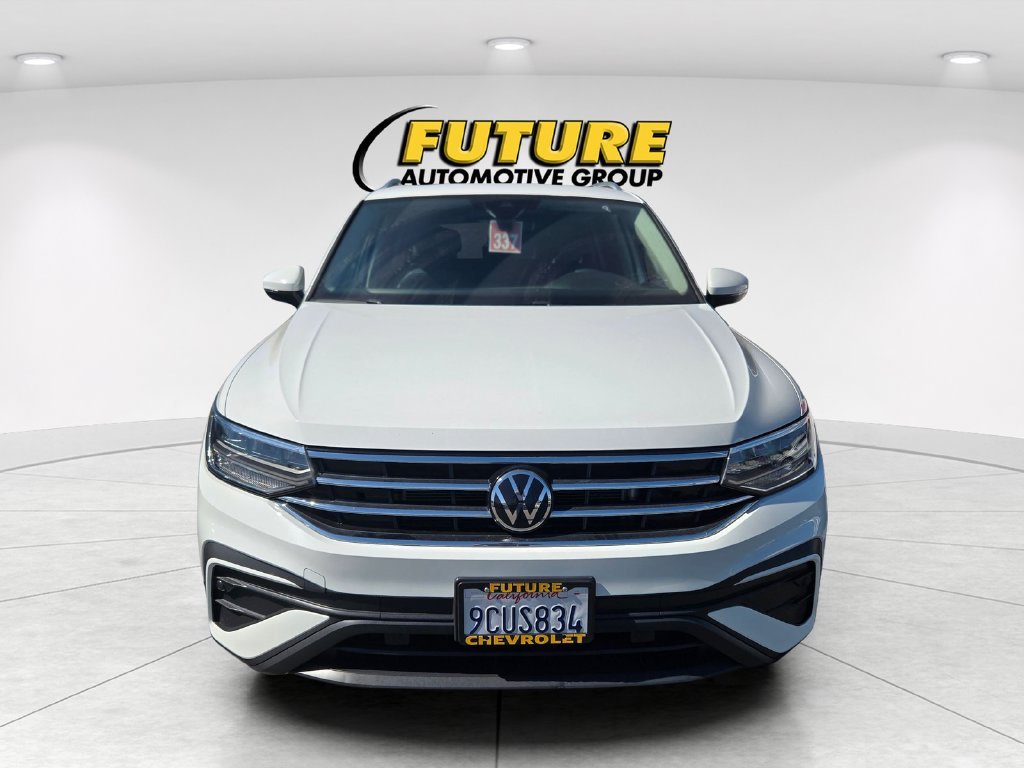 Used 2022 White Volkswagen 2.0T SE image 2