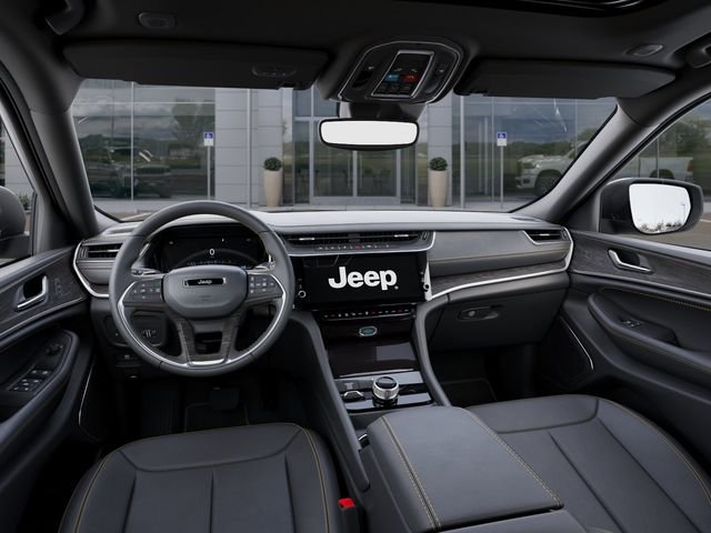 New 2026 Bright White Clear-Coat Exterior Paint Jeep Limited image 14