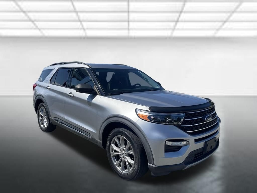 Used 2021 Silver Ford XLT image 7
