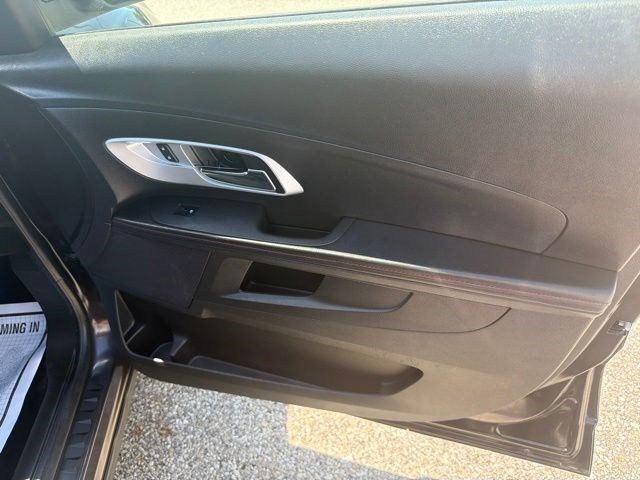 Used 2014 Tungsten Metallic Chevrolet LT image 19
