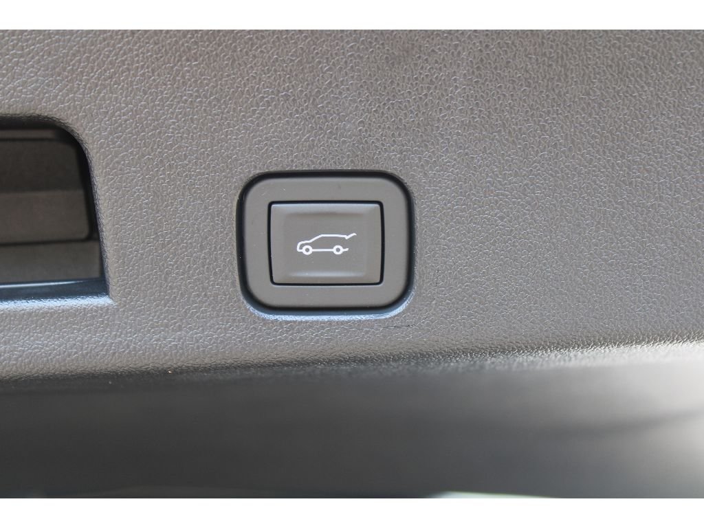 2026 Chevrolet Traverse LT - Photo 25