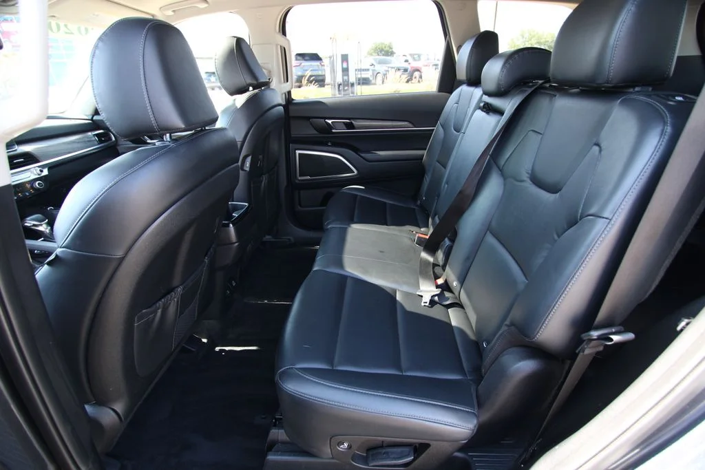 Used 2020 Gravity Gray Kia EX image 7