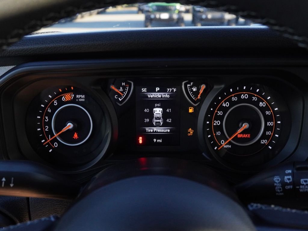 New 2026 Granite Crystal Metallic Clear-Coat Exterior Paint Jeep Willys image 10