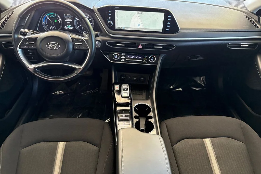 Used 2023 Red Hyundai SEL image 17