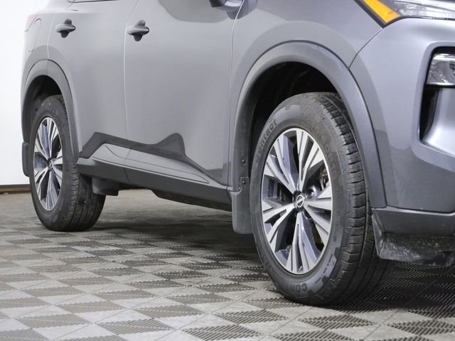 Used 2022 Nissan Rogue SV with VIN 5N1BT3BB3NC690022 for sale in Shakopee, Minnesota